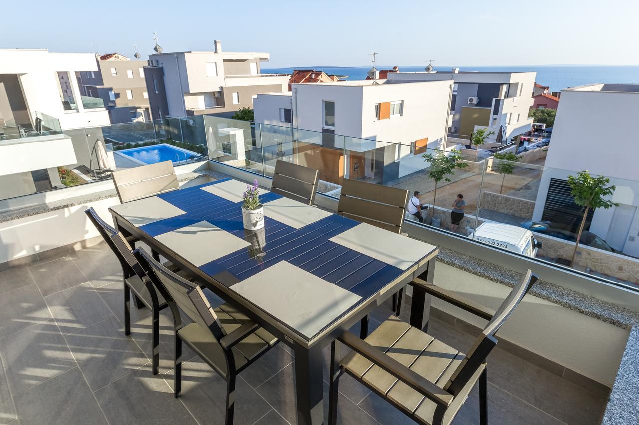Apartments Tomana Novalja Exterior foto
